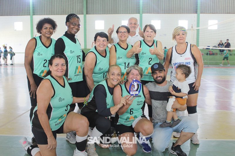 Equipe feminina é campeã de etapa da Liga de Voleibol Adaptado