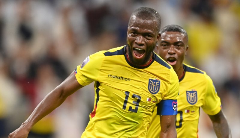 Equador bate Catar, 1º anfitrião a perder em estreia de Copas