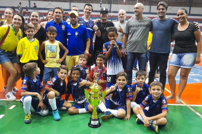 Futsal Ferinhas: Equipe Valores do Esporte é campeã da categoria Sub-8