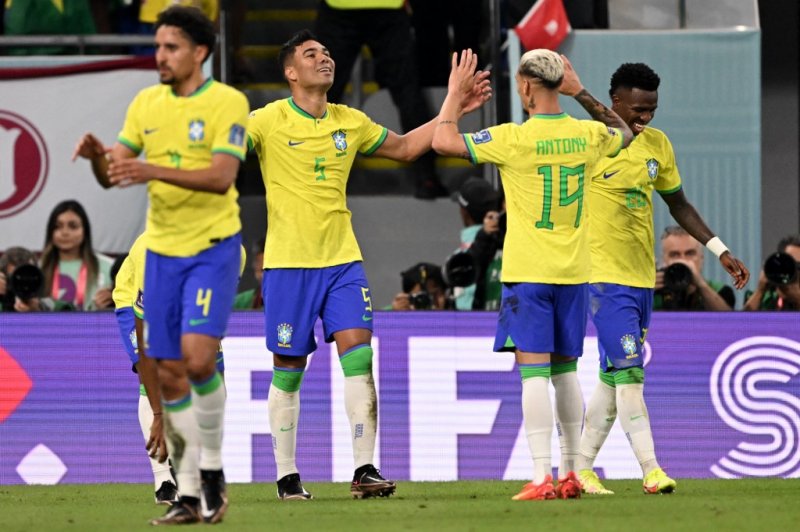 Brasil vence retranca da Suíça e se classifica às oitavas da Copa