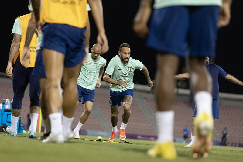 Copa do Mundo: Brasil enfrenta a Coreia do Sul e busca avançar às quartas-de-final hoje