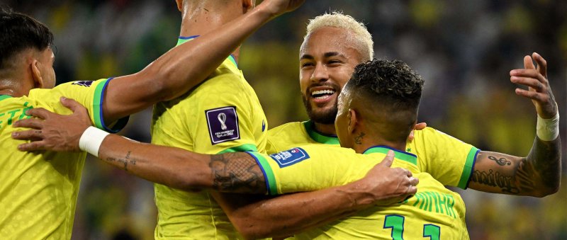 Brasil goleia a Coreia em retorno de Neymar