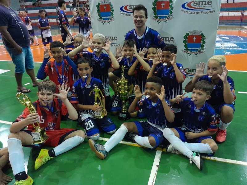 Valores do Esporte é campeão do Sub-10 do Futsal Ferinhas