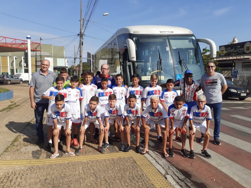 Equipe sub 11 de futebol disputa Campeonato Estadual