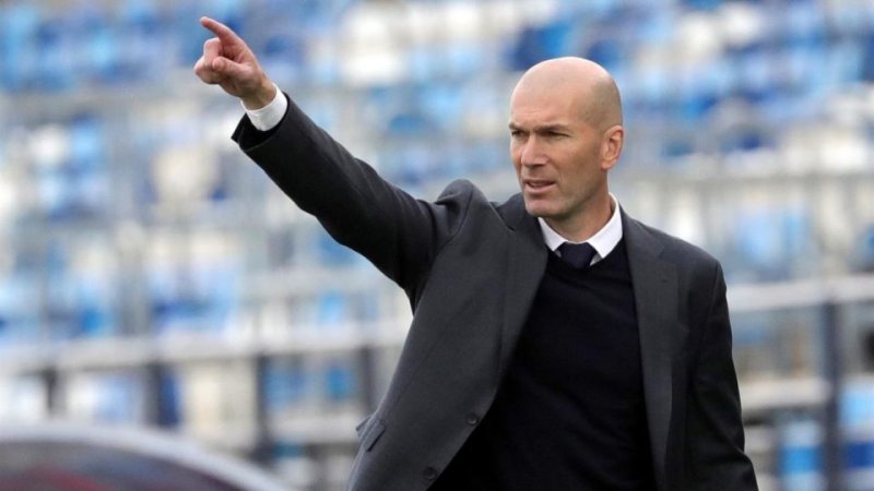Perfil de Zidane agrada CBF e técnico pode assumir Seleção, diz jornal francês