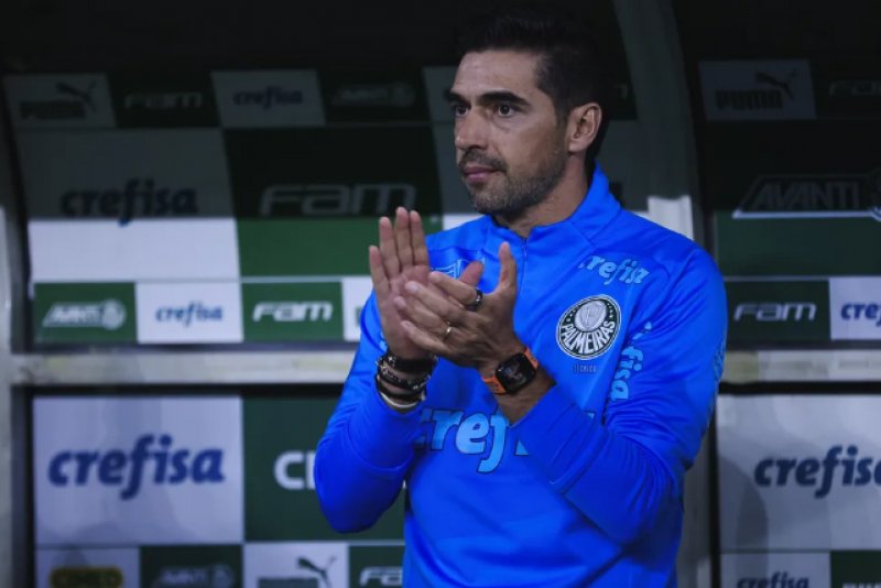 Abel Ferreira disputa prêmio de melhor técnico do mundo em 2022