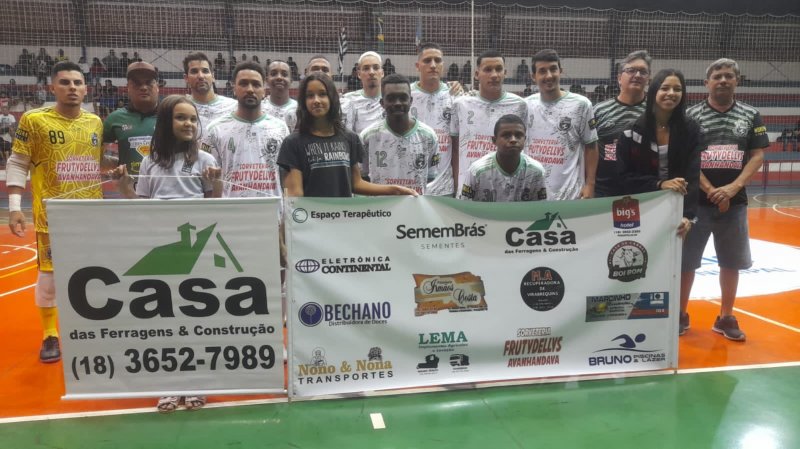 Casa das Ferragens e Juventude vencem na abertura