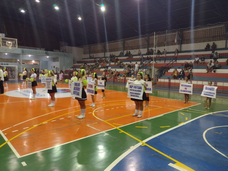 Futsal Cobras terá três jogos esta noite no ginásio