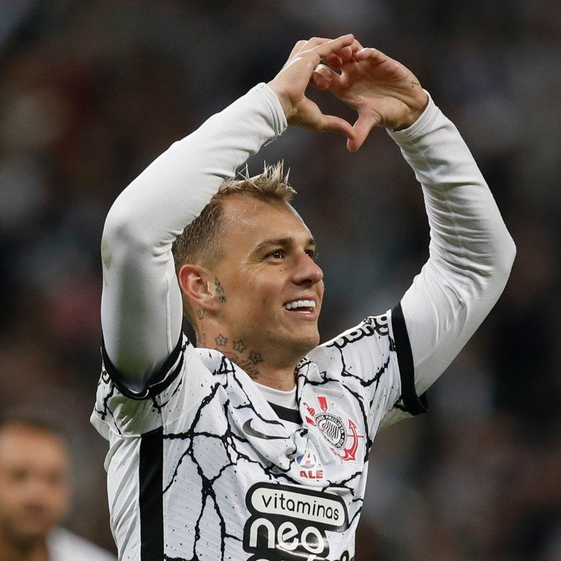 Corinthians poupa Maycon e terá novidades contra a Inter