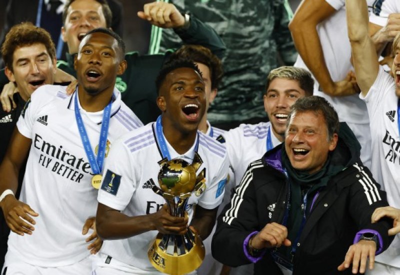 Real Madrid é campeão mundial com goleada sobre Al-Hilal