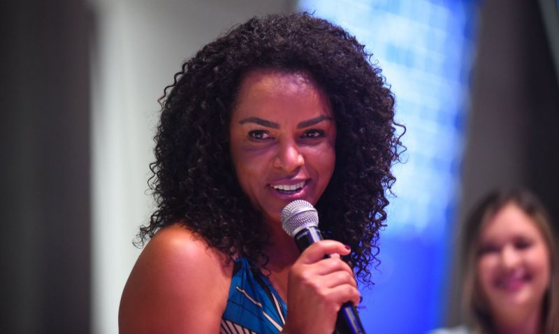 Fofão assume o comando da seleção sub-17 feminina de vôlei