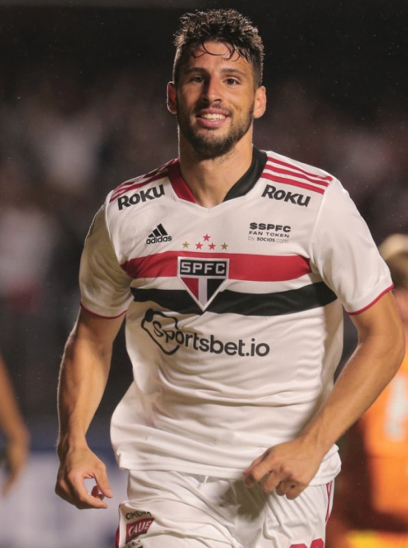 Calleri lesiona e pode desfalcar São Paulo por até 4 semanas