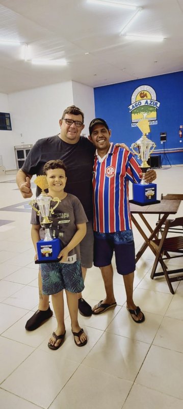 Chungui e Fedega vencem torneio de truco do Lago