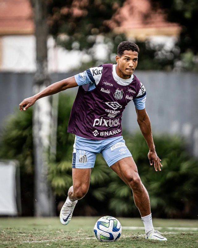 João Lucas desfalca o Santos na estreia da Sul-Americana
