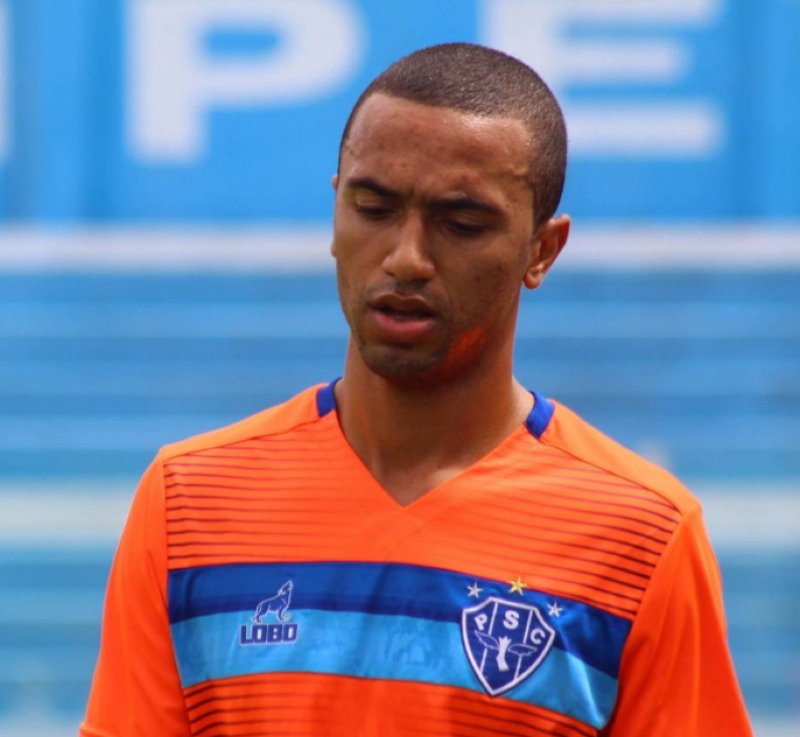 Gualberto, ex-zagueiro do Penapolense sofre acidente