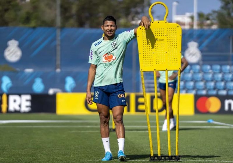 Palmeiras deve ter apenas um dos cinco convocados por seleções em campo contra o Bahia