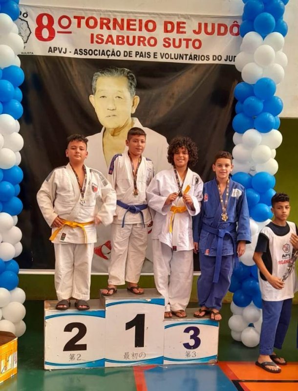 Judocas penapolenses participam de torneio em Paraguaçu Paulista