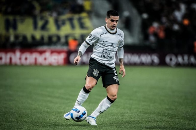 Corinthians joga contra o Athlético/PR em Curitiba