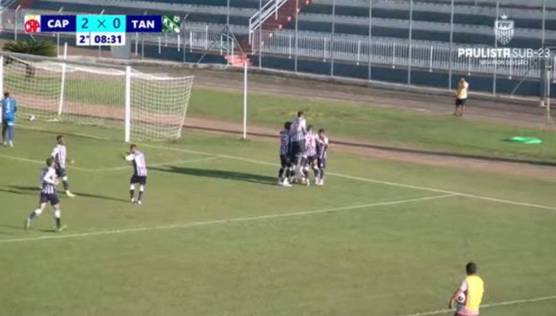 Penapolense goleia e vai para o grupo 7 na segunda fase