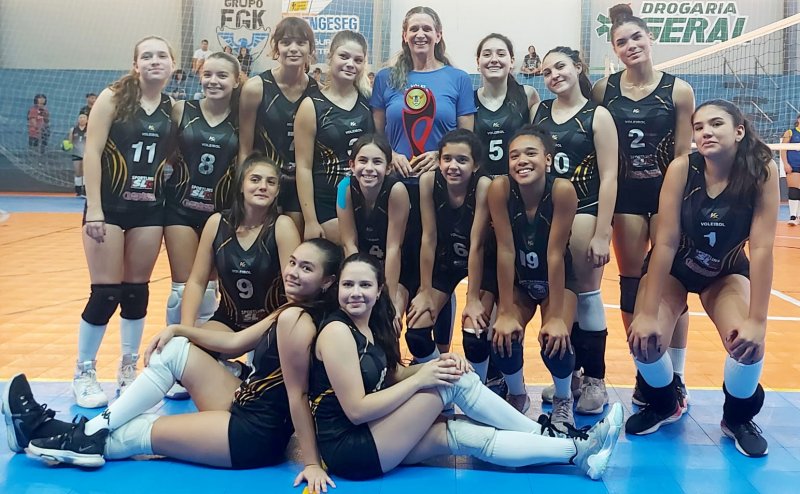 Voleibol feminino mirim é campeão de Festival da Liga Amar-Vôlei 2023