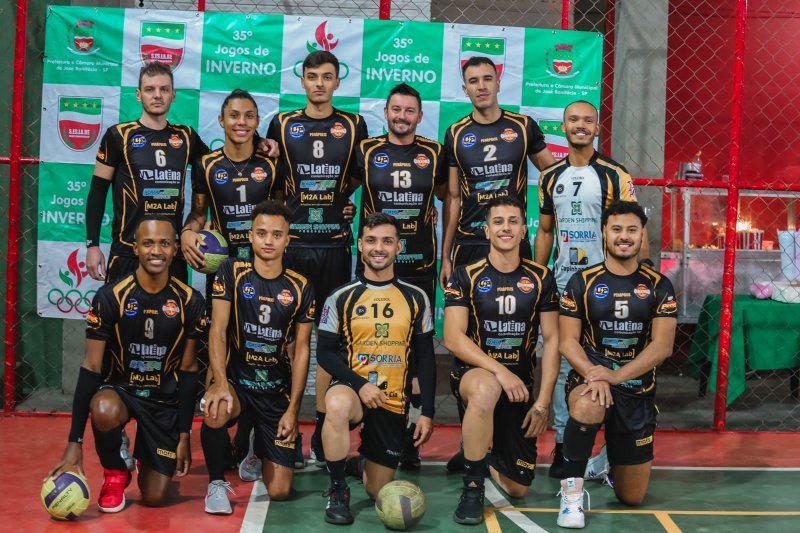 Vôlei masculino penapolense é campeão de Jogos de Inverno