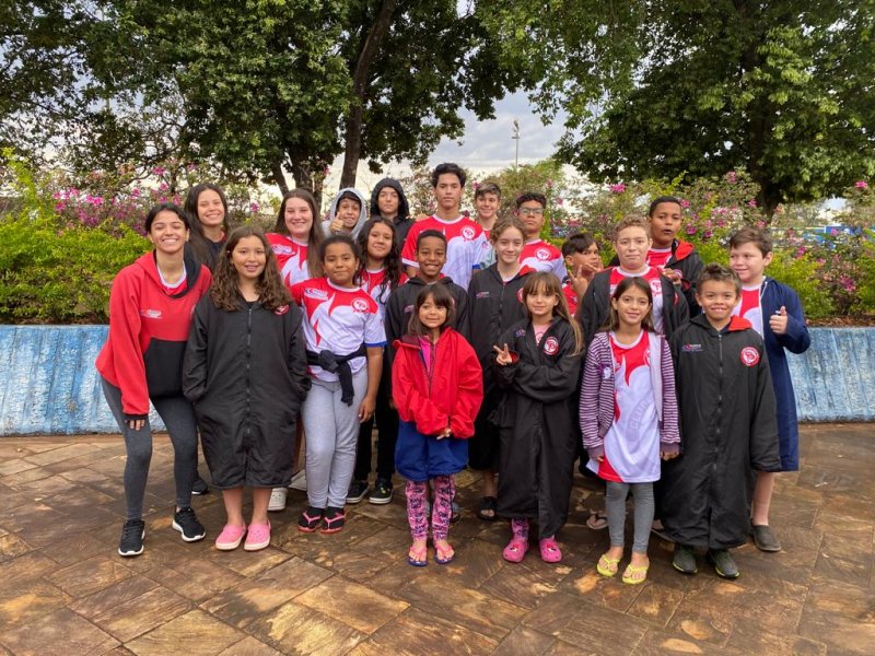 Atletas da cidade participam de Circuito da Liga Paulista de Natação