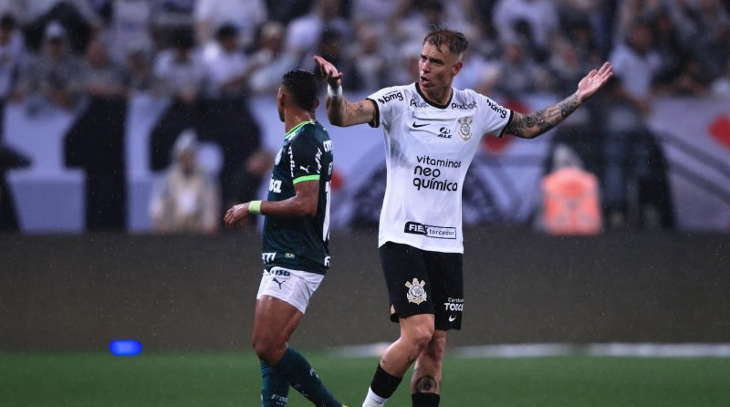 Corinthians e Palmeiras se enfrentam na Arena Itaquera