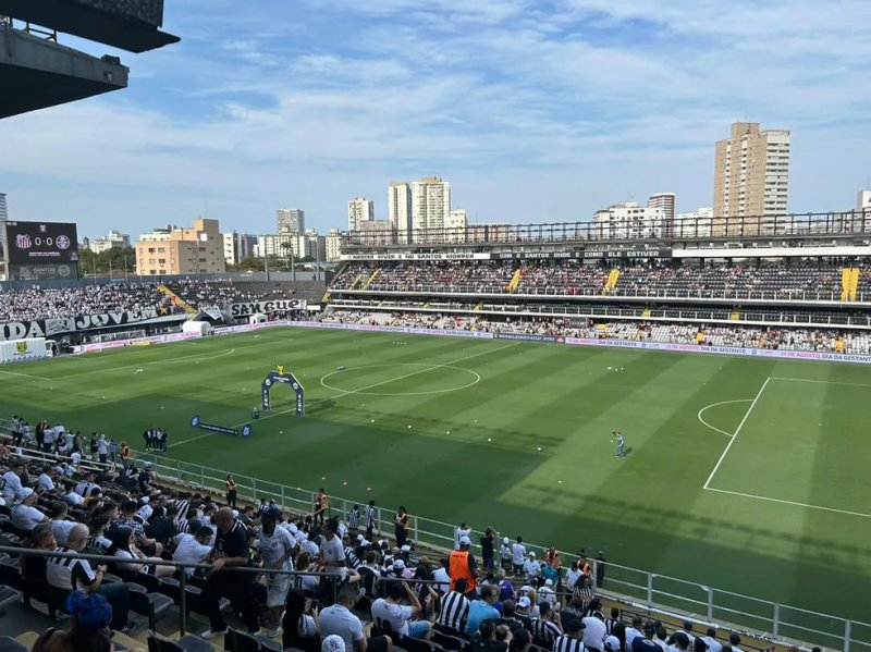 Santos e Cruzeiro se enfrentam hoje na Vila Belmiro