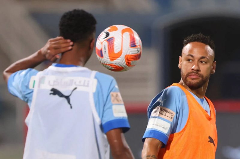 Neymar estreia e dá assistência, e Al-Hilal goleia Al-Riyadh pelo Campeonato Saudita