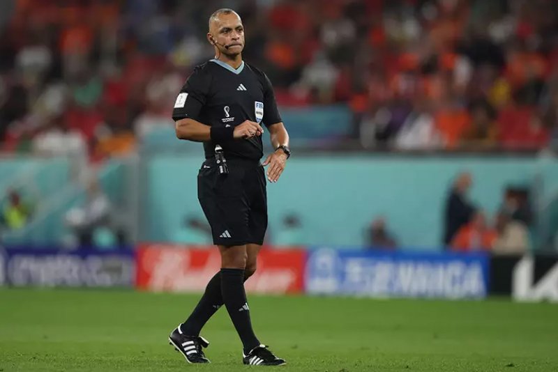 CBF decide afastar árbitros de Corinthians x Grêmio