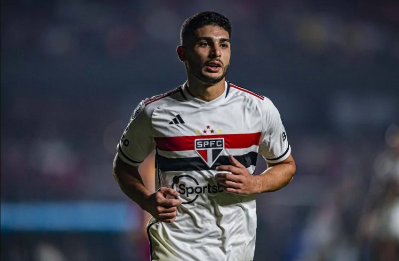 São Paulo enfrenta Fortaleza pelo Brasileirão