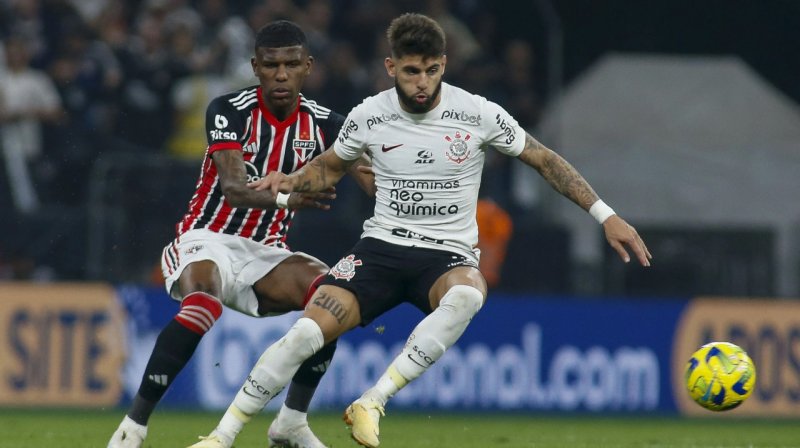 São Paulo e Corinthians se enfrentam no Morumbi