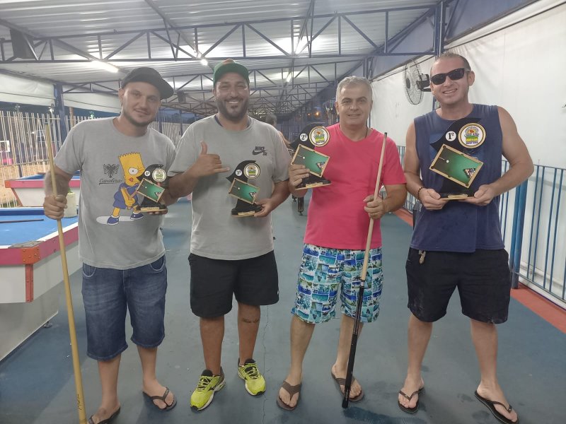 Lago Azul realiza torneio de bilhar