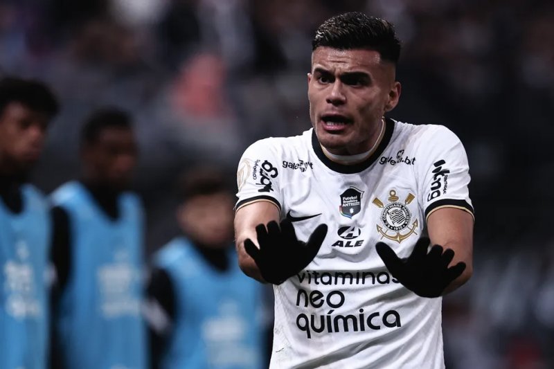 Corinthians terá retornos contra o Bragantino