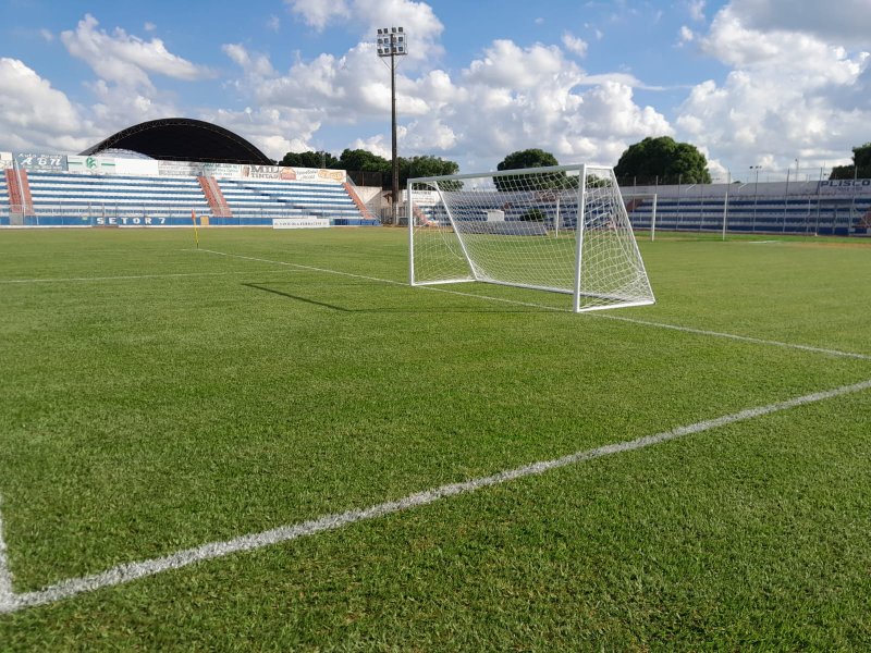 Super Copa de Futebol define finalistas neste fim de semana