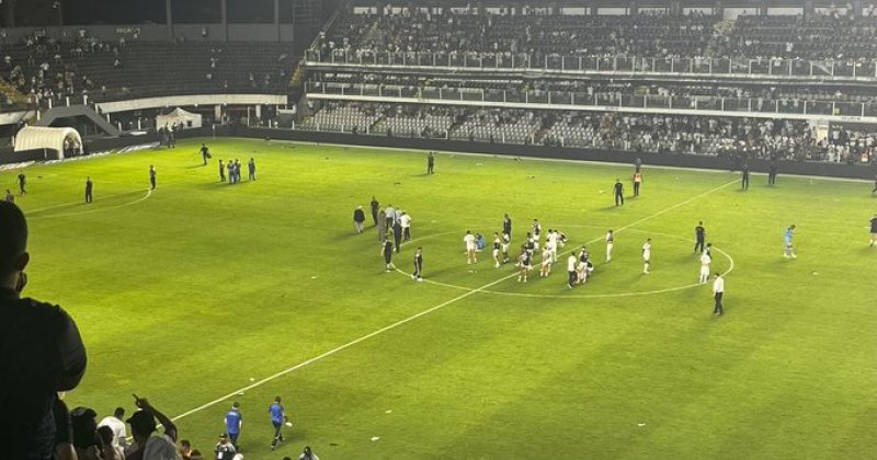 Santos revolta sua torcida e é rebaixado à Série B pela primeira vez na história