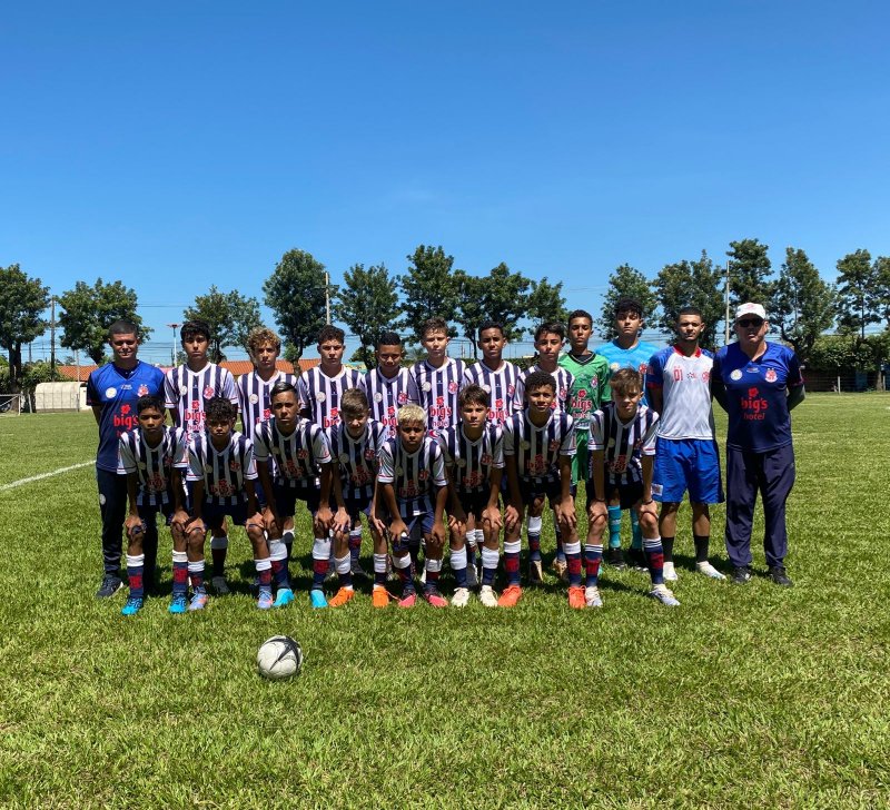 Time de futebol sub-13 participa de Final Estadual