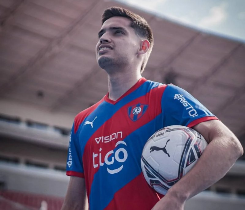 São Paulo fecha acordo com o Cerro Porteño e deve anunciar Bobadilla