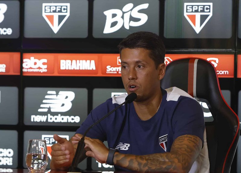 Antes da Supercopa, Thiago Carpini terá prova de fogo pelo São Paulo no Paulistão