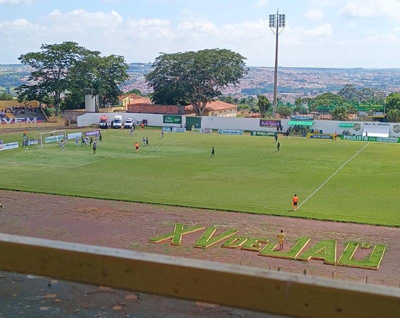 A4: Penapolense tenta mas sai derrotado em Jaú