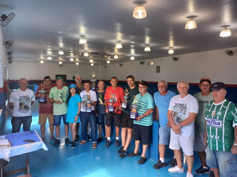 Clube de Campo Lago Azul realiza torneio de bocha