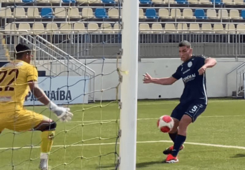 A4: Penapolense perde para o lanterna da competição