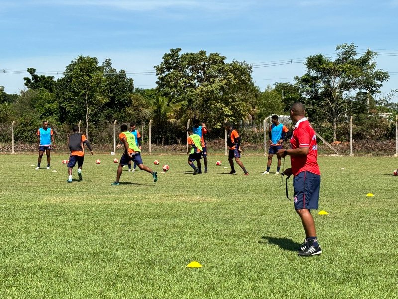 Penapolense busca vitória contra o América nesta tarde