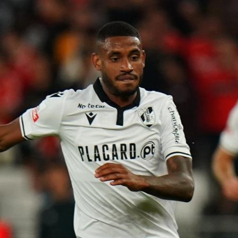 São Paulo anuncia contratação do atacante André Silva, quinto reforço para a temporada