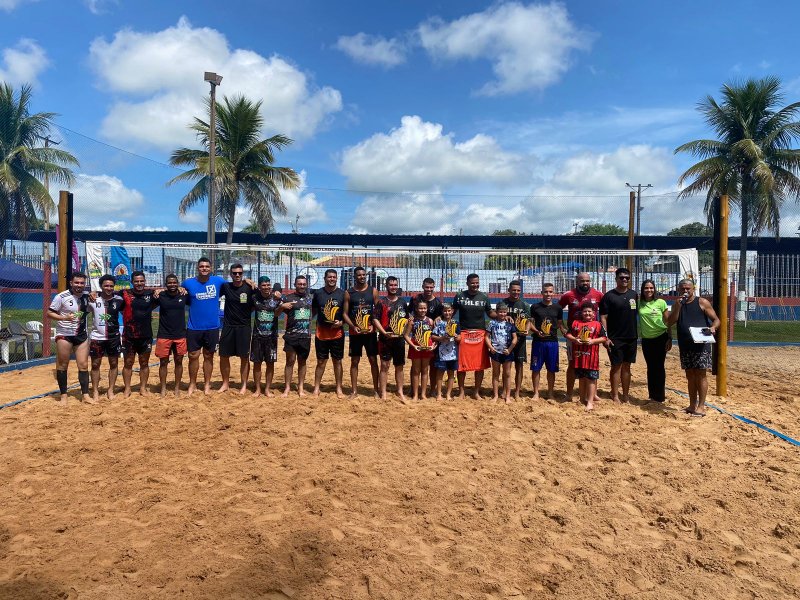 Leo Loses e Boquinha vencem Futevôlei no Lago Azul