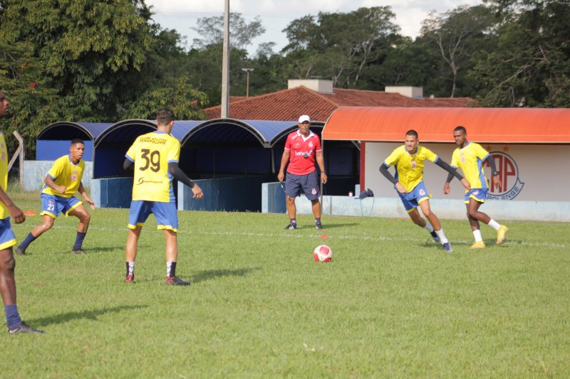 Vitória pode colocar Penapolense no G-8