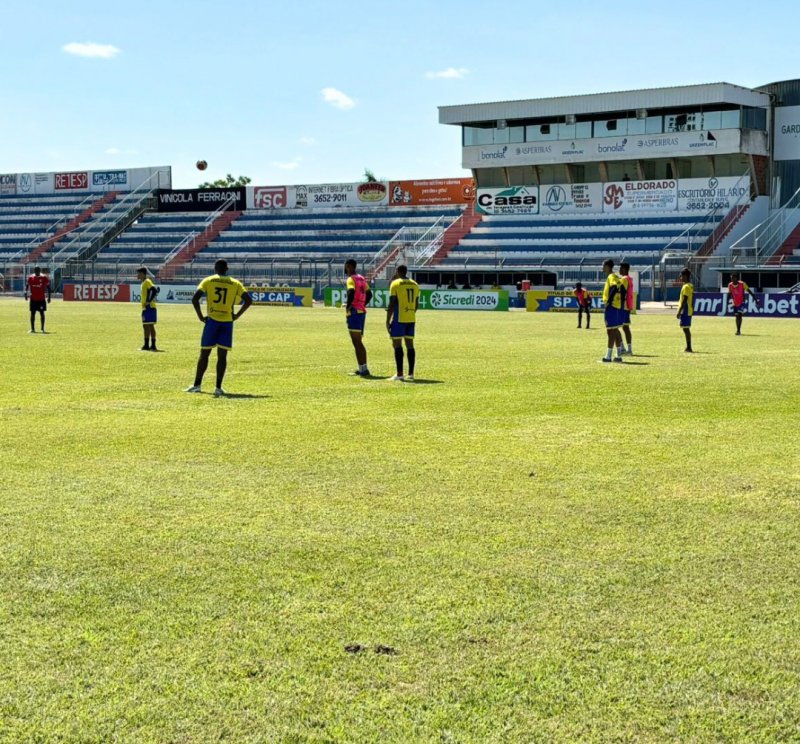 Penapolense recebe o Barretos no Tenentão