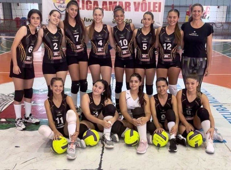 Time infantil de vôlei participa de Festivais da Liga Amar