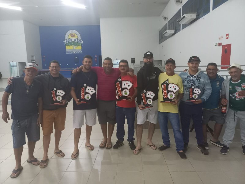 Paulo Sérgio e José Edilson vencem bate-fundo de truco