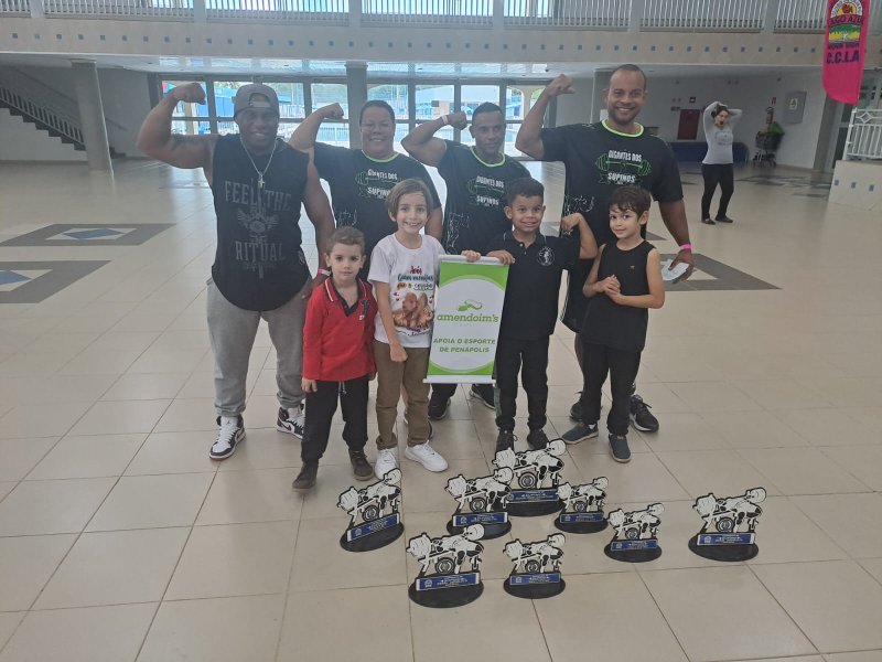 Equipe Amendoim Penápolis destaca-se no Campeonato de Supino do Lago Azul